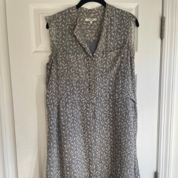 Madewell flowy relaxed fit dress in gray leaf print - Picture 1 of 3